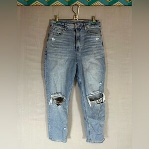 American Eagle Light Blue Curvy Mom Jeans
